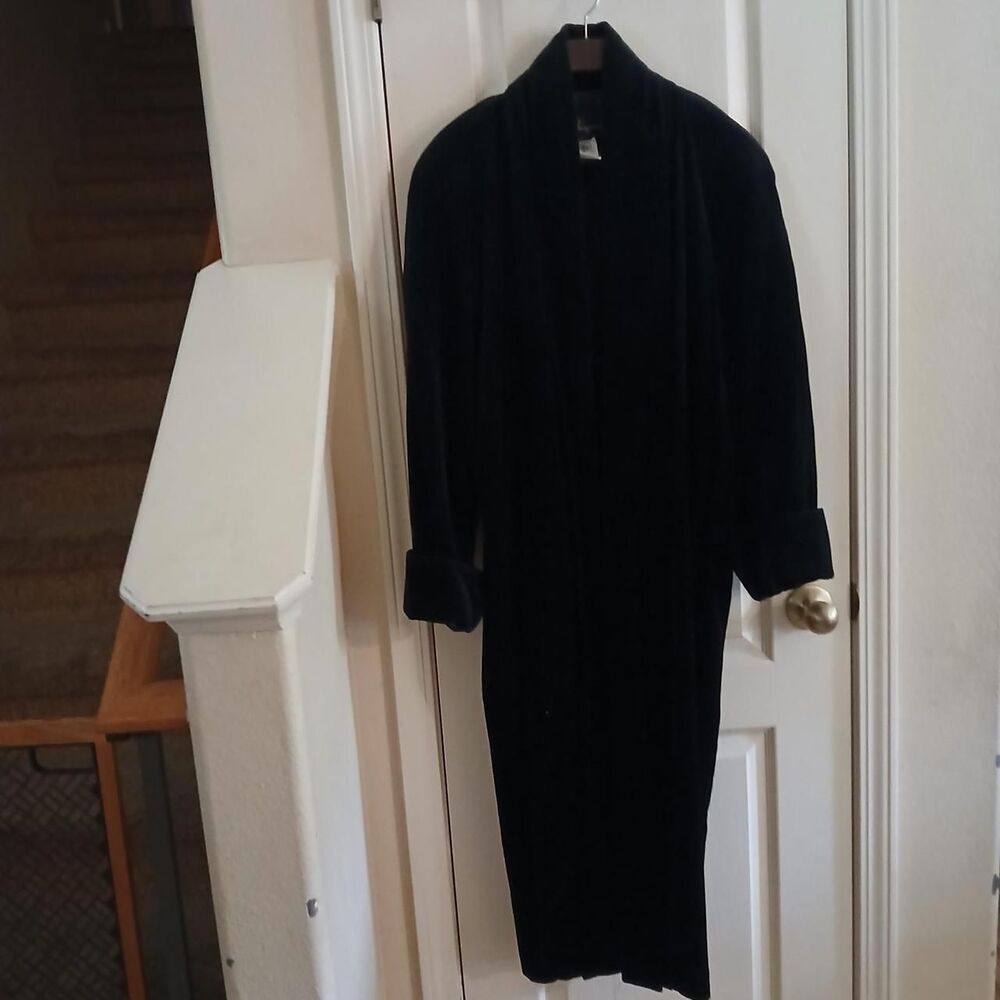 Vintage JS Collections Black 100% Cotton Velvet Opera Coat Robe M Old Money Lux